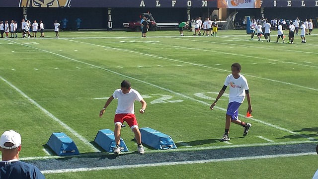 官方：阿根廷国家队补招维拉中场布恩迪亚